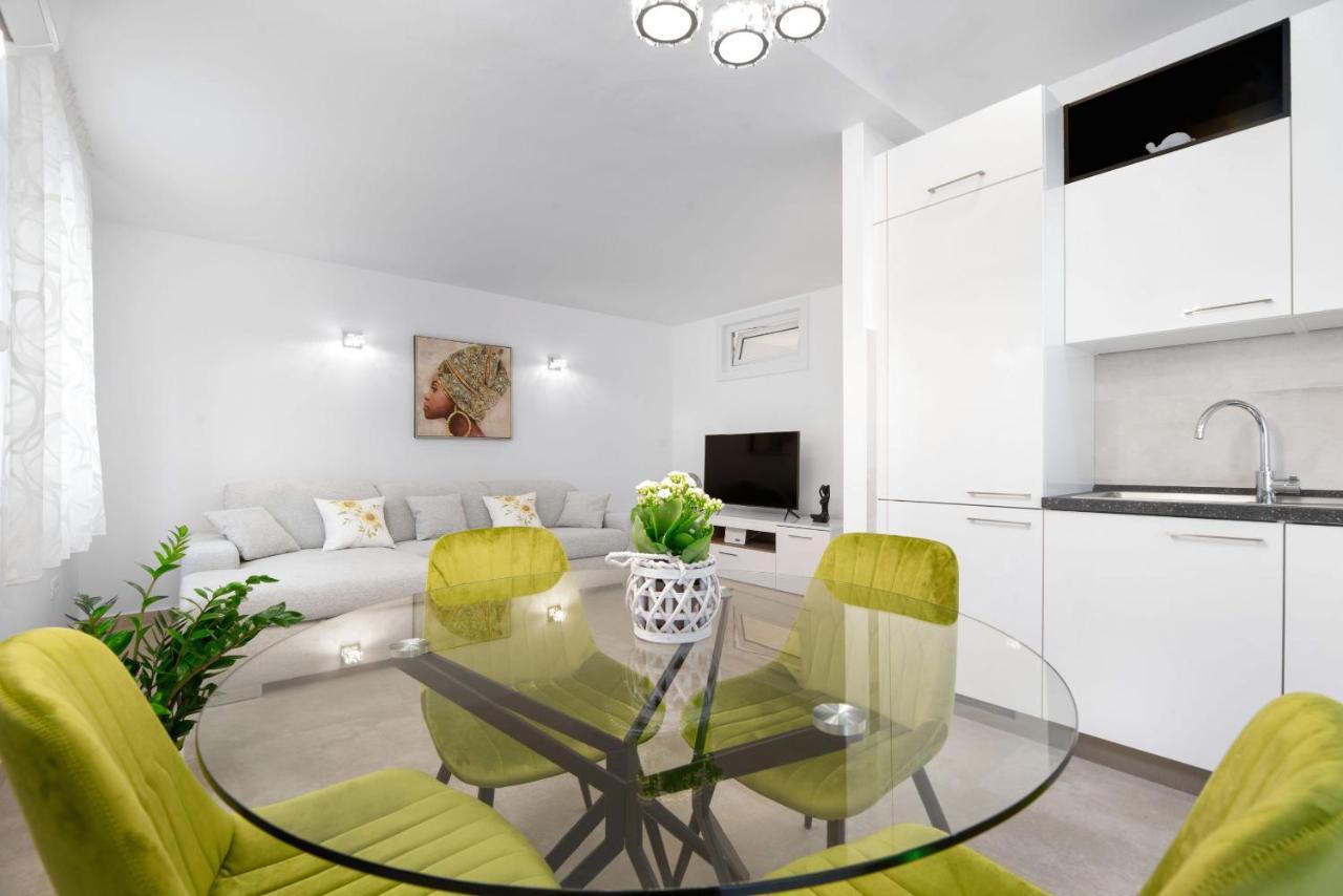 Apartment Amadeo Σπλιτ Εξωτερικό φωτογραφία
